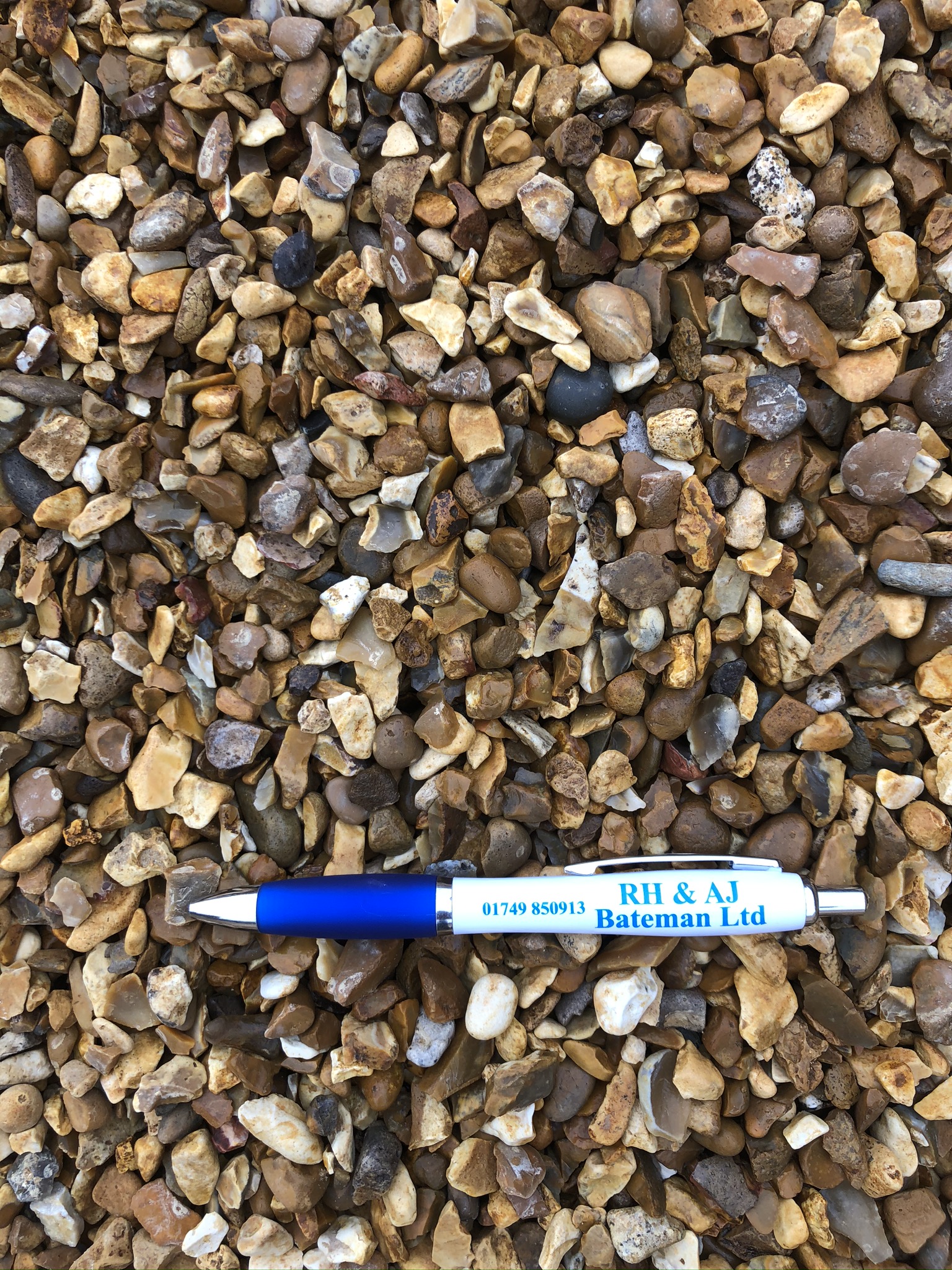 RH & AJ BATEMAN LTD PRODUCTS GRAVEL RH & AJ Bateman Ltd